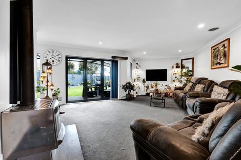 Photo of property in 22 Koromiko Street, Inglewood, 4330