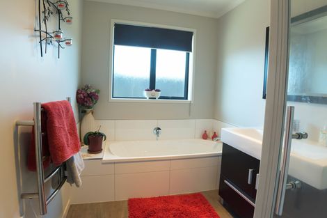 Photo of property in 74 Old Taupiri Road, Ngaruawahia, 3720