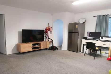 Photo of property in 14 Garton Drive, Massey, Auckland, 0614