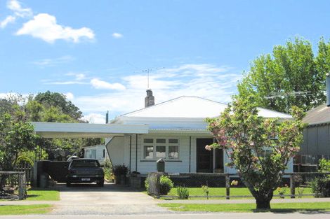 Photo of property in 104 Iranui Road, Inner Kaiti, Gisborne, 4010