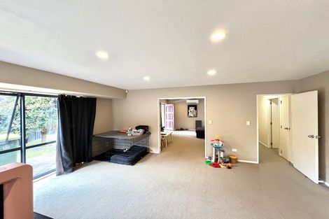 Photo of property in 60b Lothian Brae, Wattle Downs, Auckland, 2103