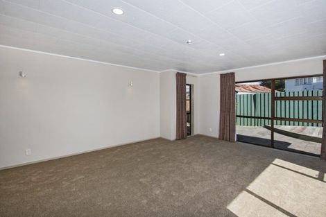 Photo of property in 16 North Street, Woodhill, Whangarei, 0110