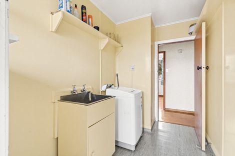 Photo of property in 5 Ventura Grove, Bulls, 4818