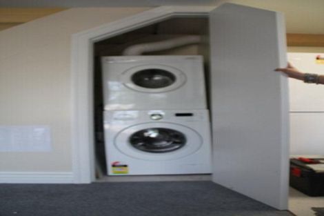 Photo of property in Rosemere Backpackers, 6 Macdonald Crescent, Te Aro, Wellington, 6011