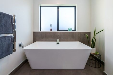 Photo of property in 67 Infinity Drive, Wanaka, 9305