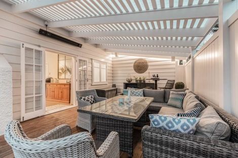 Photo of property in 12 Rame Road, Greenhithe, Auckland, 0632