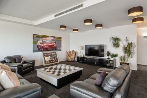 Photo of property in 405 Upper Major Hornbrook Road, Mount Pleasant, Christchurch, 8081