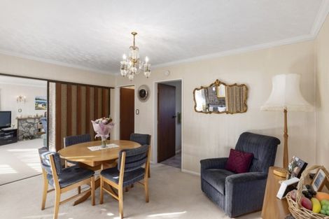 Photo of property in 7 Maire Street, Woburn, Lower Hutt, 5010