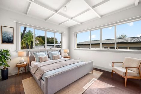 Photo of property in 1057 Heaphy Terrace, Fairfield, Hamilton, 3214