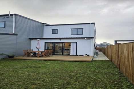 Photo of property in 15b Waka Ama Road, Karaka, Papakura, 2113