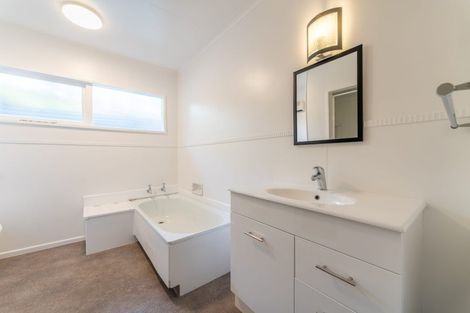 Photo of property in 11b Avon Street, South Hill, Oamaru, 9400