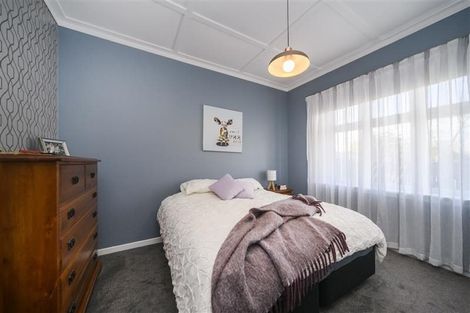 Photo of property in 46 Kingswood Street, Takaro, Palmerston North, 4412