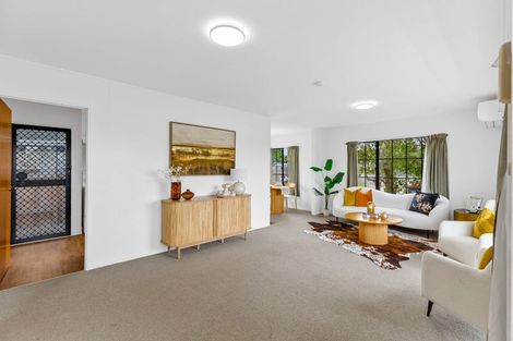 Photo of property in 96a Sturges Road, Henderson, Auckland, 0612