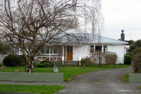 Photo of property in 15 South Belt, Solway, Masterton, 5810