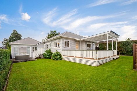 Photo of property in 4 Alice Street, Riverhead, 0820