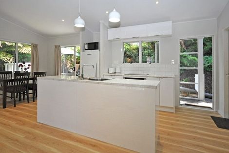 Photo of property in 1/8 Sapphire Place, Bayview, Auckland, 0629