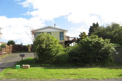 Photo of property in 9 Chatsworth Crescent, Pakuranga Heights, Auckland, 2010