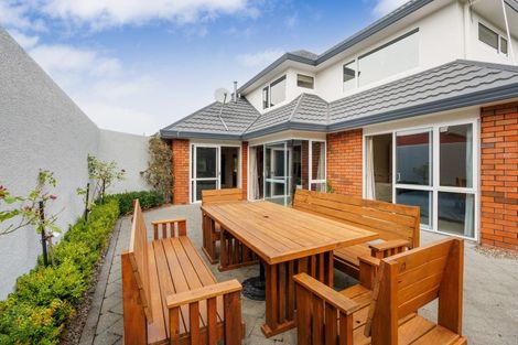Photo of property in 30 Kilkenny Place, Fitzherbert, Palmerston North, 4410