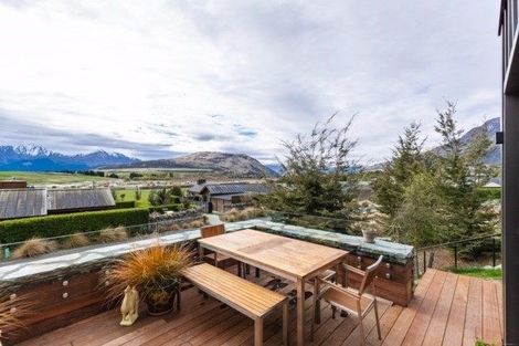 Photo of property in 2/27 Rannoch Drive, Jacks Point, Queenstown, 9371