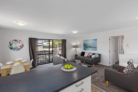 Photo of property in 5 Sombrero View, Ascot Park, Porirua, 5024