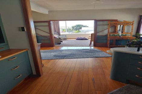 Photo of property in 91 Fulford Street, New Plymouth, 4310
