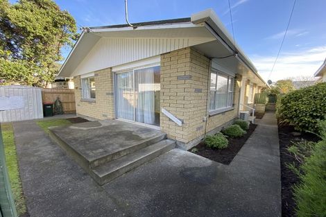 Photo of property in 1/66 Oroua Street, Eastbourne, Lower Hutt, 5013