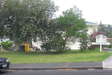 Photo of property in 1/10 Chequers Avenue, Glenfield, Auckland, 0629