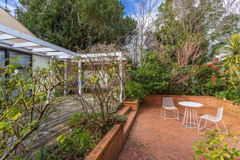 Photo of property in 4 Sutherland Avenue, Silverstream, Upper Hutt, 5019