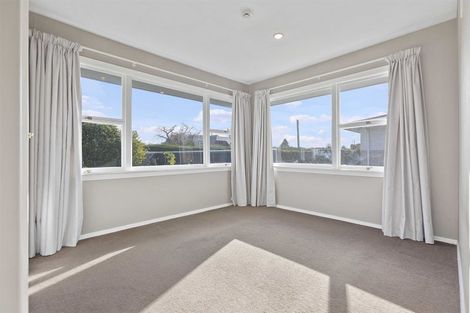 Photo of property in 130 Grimseys Road, Redwood, Christchurch, 8051