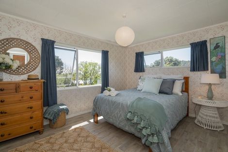 Photo of property in 4 Grierson Close, Hahei, Whitianga, 3591