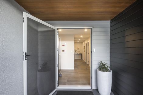 Photo of property in 76a Stanley Avenue, Palmerston North, 4414