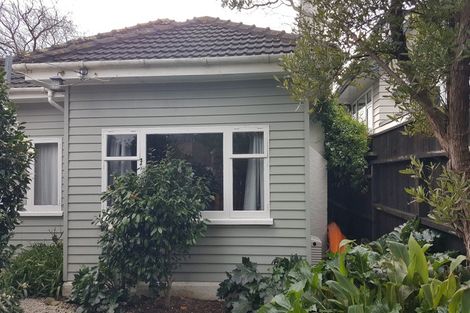 Photo of property in 8 Hinau Street, Eastbourne, Lower Hutt, 5013