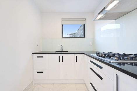 Photo of property in 55 Platinum Rise, Ranui, Auckland, 0612