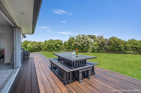 Photo of property in 17 Westwood Drive, Aokautere, Palmerston North, 4471