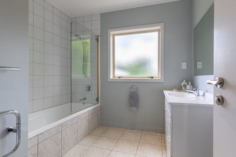 Photo of property in 307 White Road, Waipawa, Otane, 4277