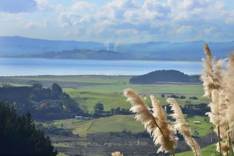 Photo of property in 201 Mcleod Road, South Head, Helensville, 0874