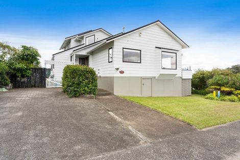 Photo of property in 400 Onemana Drive, Onemana, Whangamata, 3691