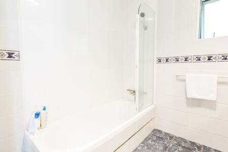 Photo of property in 18a Esmeralda Avenue, Avondale, Auckland, 1026