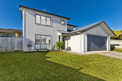 Photo of property in 14 Sapperton Drive, Henderson, Auckland, 0612