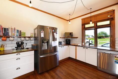 Photo of property in 19 Mount John Road, Waimate, 7977