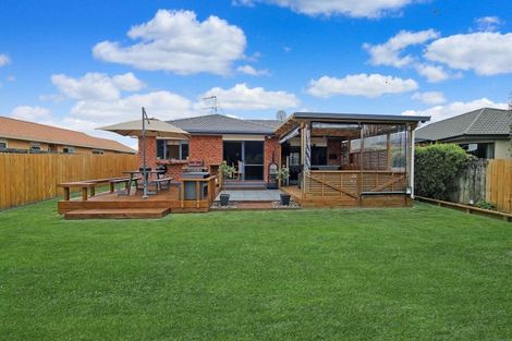 Photo of property in 8 Mccahon Drive, Pukehangi, Rotorua, 3015