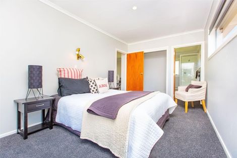 Photo of property in 5 East Ridge Grove, Newstead, Hamilton, 3286