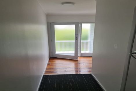 Photo of property in 17 Windy Ridge Road, Glenfield, Auckland, 0629