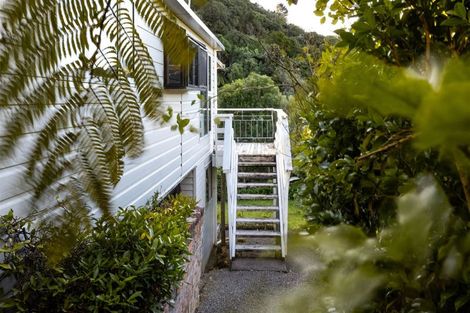 Photo of property in 659 Queen Charlotte Drive, Havelock, Picton, 7281