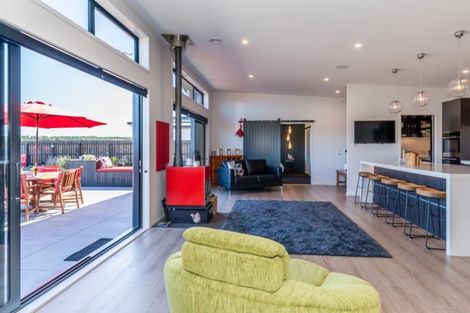 Photo of property in 18 Story Street, Foxton Beach, Foxton, 4815