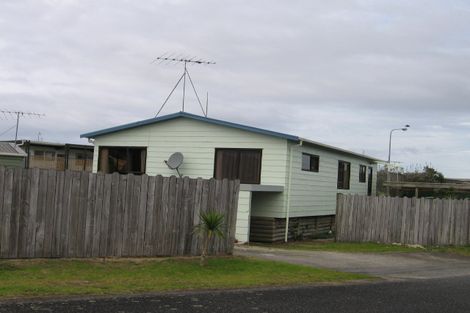 Photo of property in 2 St Anne Place, Omaha, Warkworth, 0986