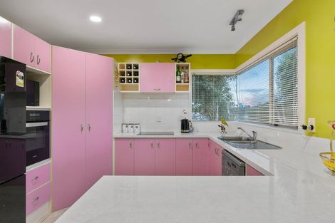 Photo of property in 48 Manor Park Drive, Pyes Pa, Tauranga, 3112