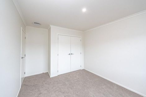 Photo of property in 32 Tirimoana Place, Otamatea, Whanganui, 4501