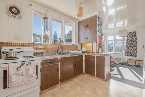 Photo of property in 6 Maunder Street, Marton, 4710