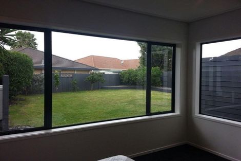 Photo of property in 42 Tarnica Road, Northpark, Auckland, 2013